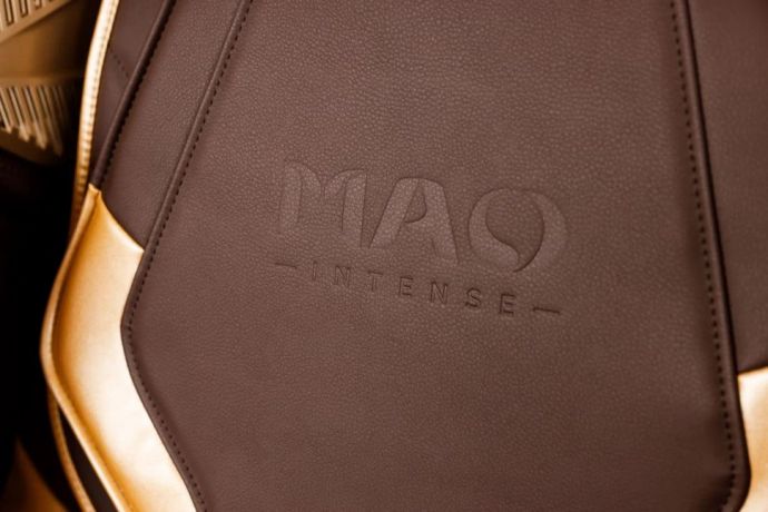 Массажное кресло MAO Intense Brown